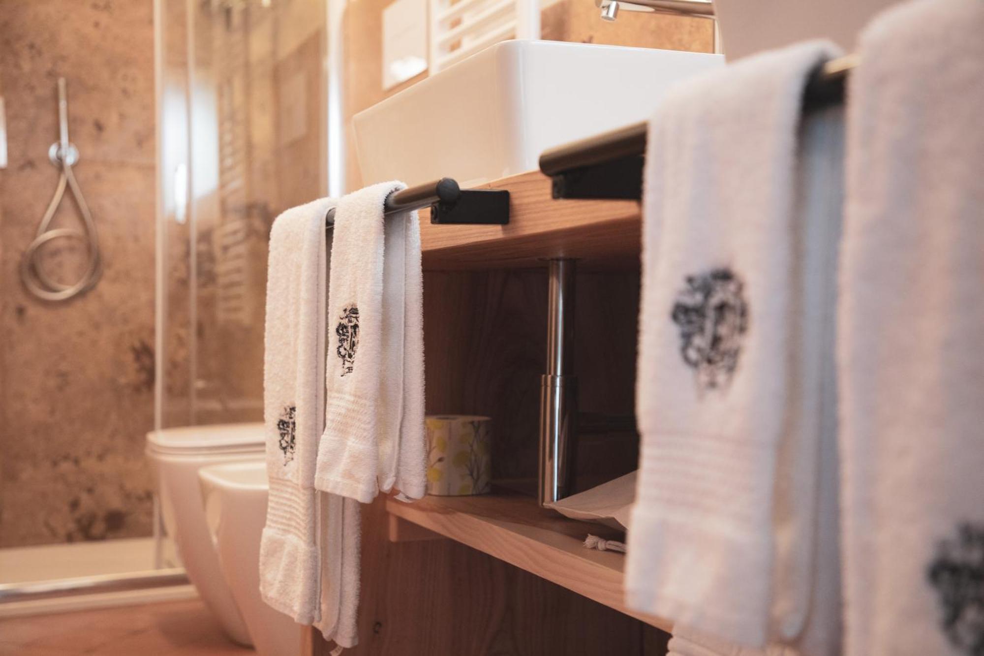 Dimora Storica Giorni Resort & Spa Pignola Ngoại thất bức ảnh